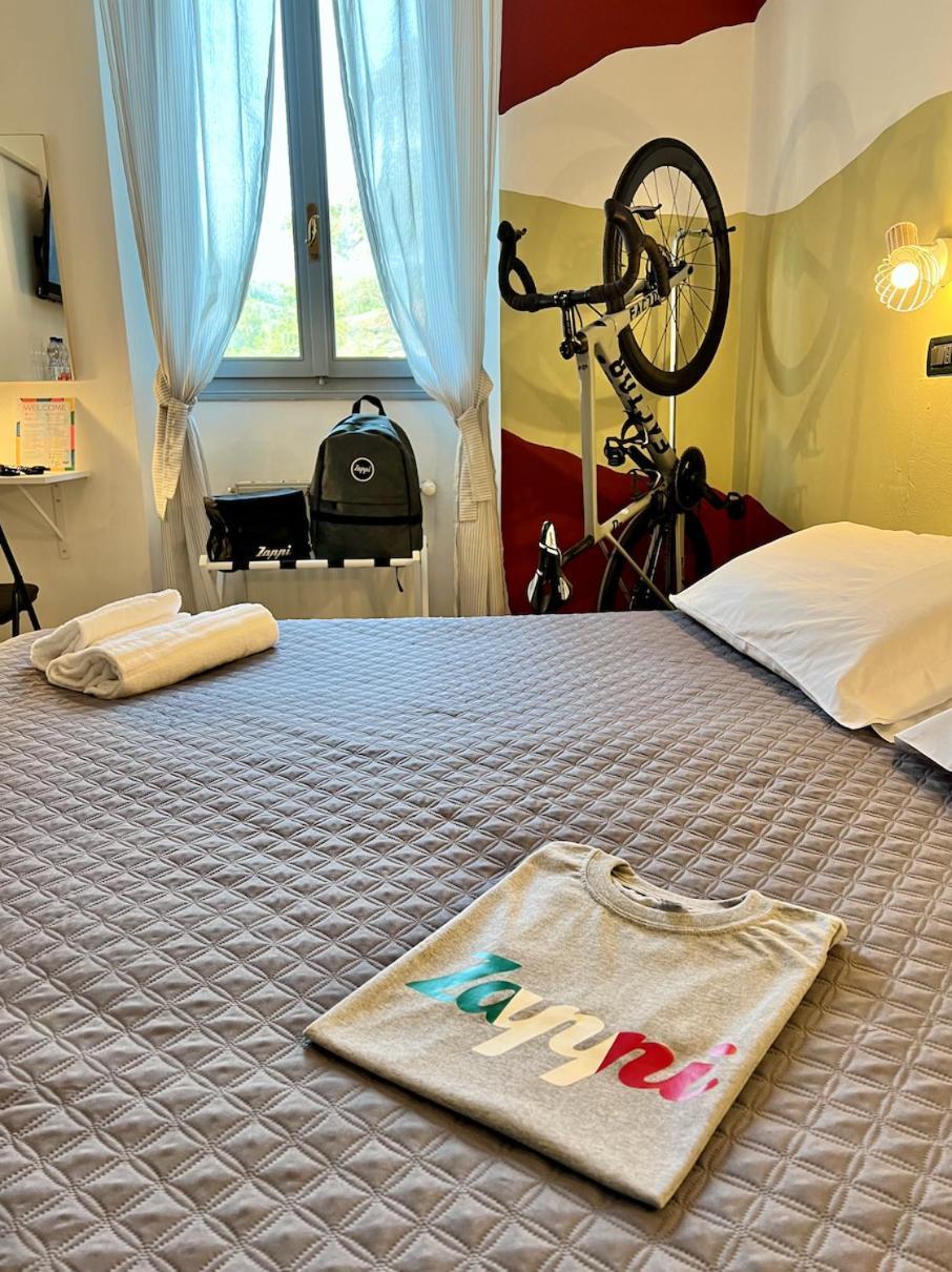 Zappi Cycling Hotel Riolo Terme Bagian luar foto