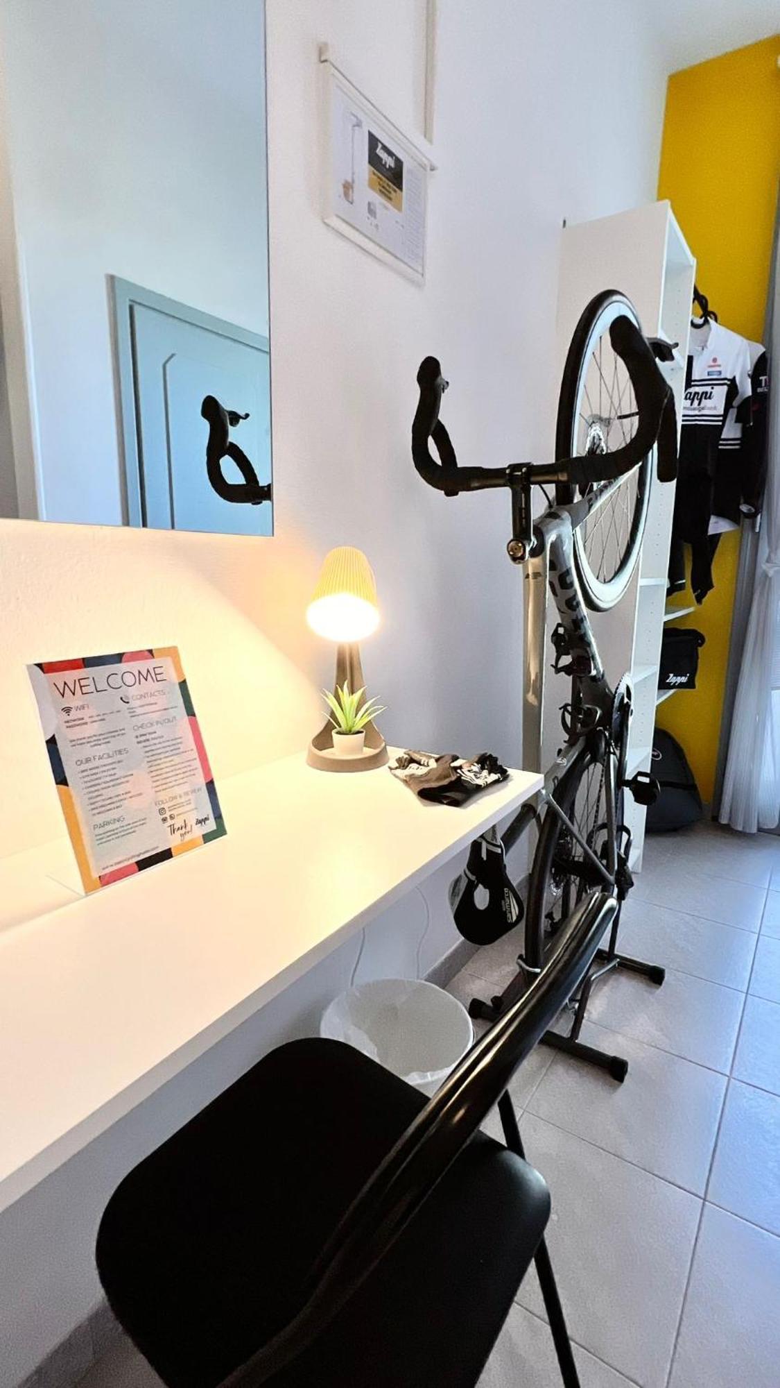 Zappi Cycling Hotel Riolo Terme Bagian luar foto
