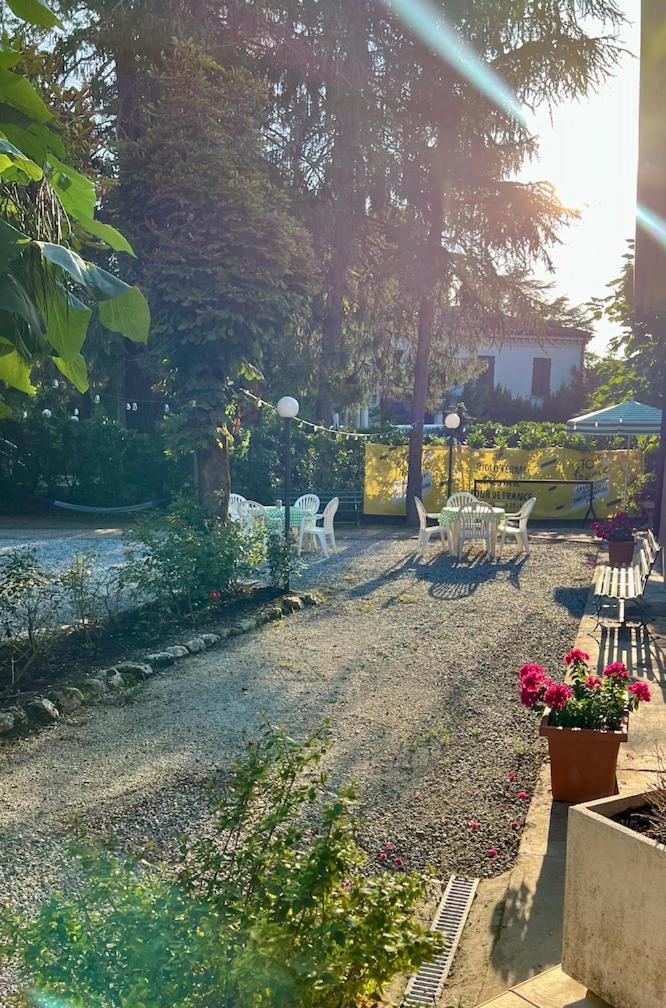 Zappi Cycling Hotel Riolo Terme Bagian luar foto